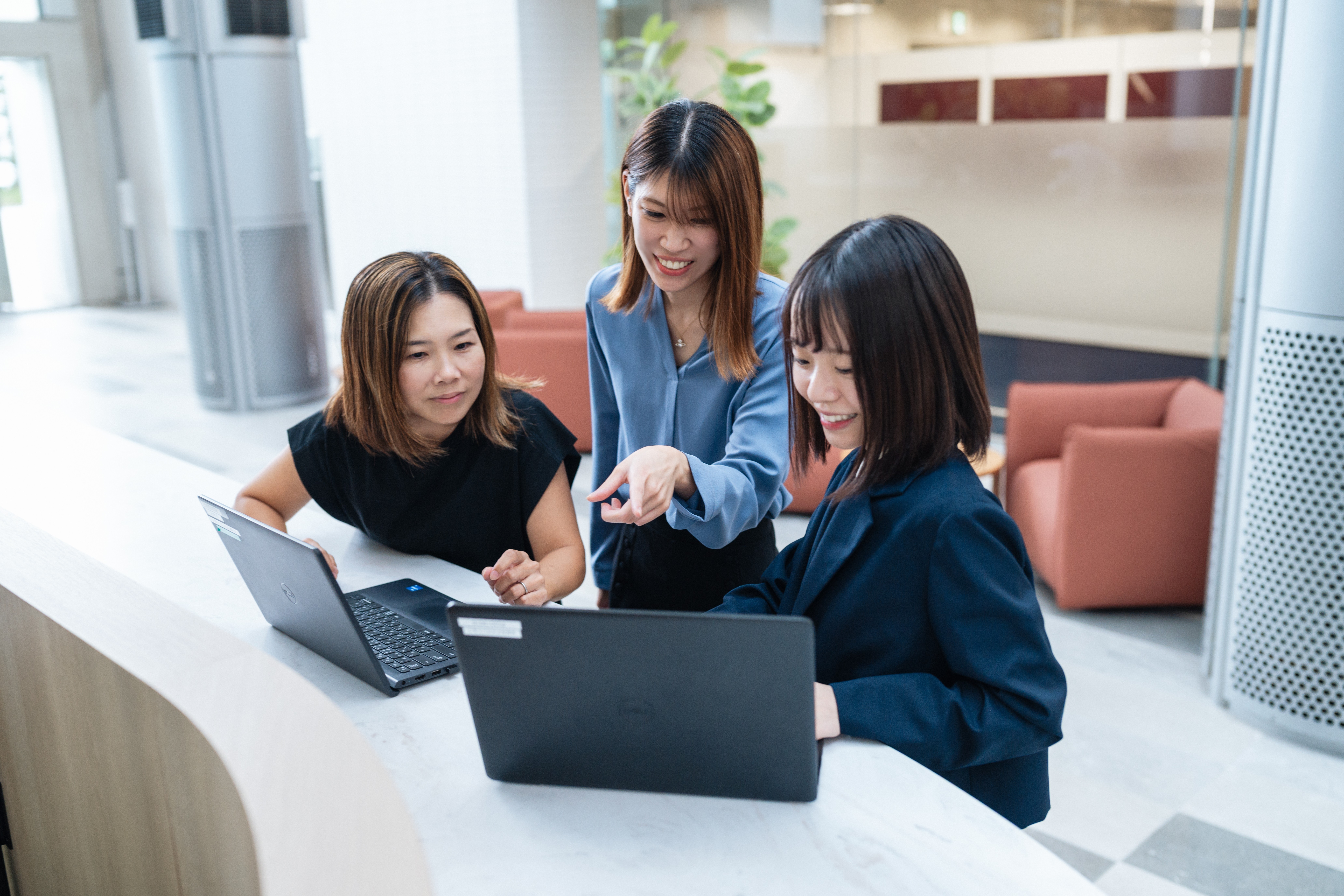 チームで働く様子